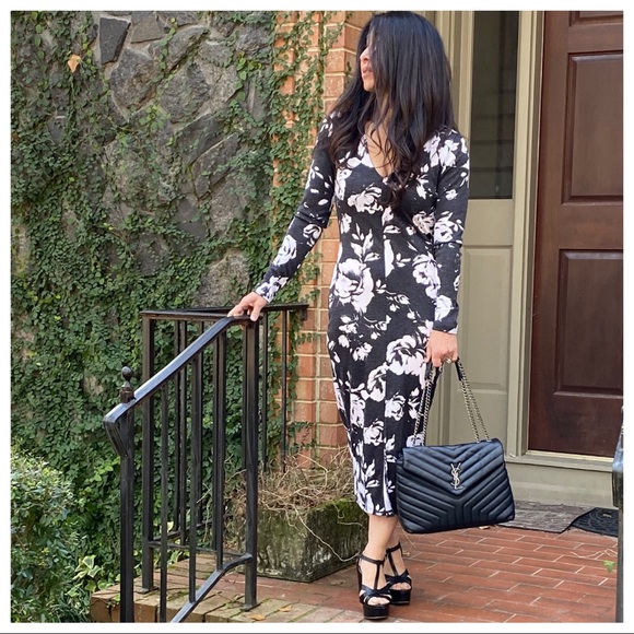 ✨LAST ONE✨Beautiful bodycom midi dress - Picture 4 of 6